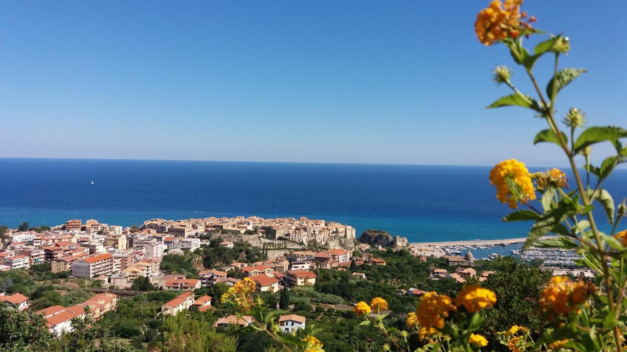 Le Mulinare - Bed & Breakfast Drapia Exterior foto